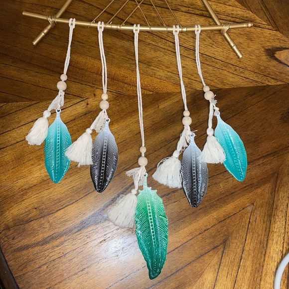 Boho Chic Feather Metal Wall Art Dream Weaver - Picture 2 of 4